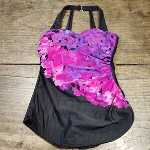 Lands' End 10P Petite Swimsuit One Piece Pink Black Floral Built In Bra